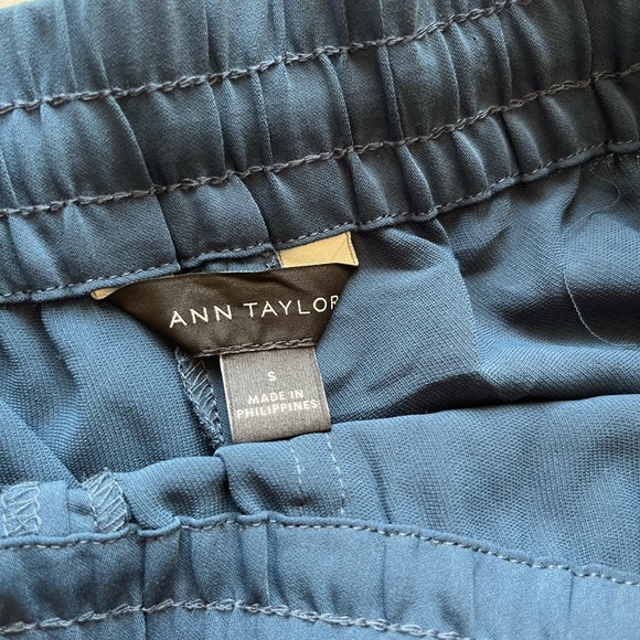 (RESERVED)Ann Taylor Highwaist joggers - Picture 2 of 6
